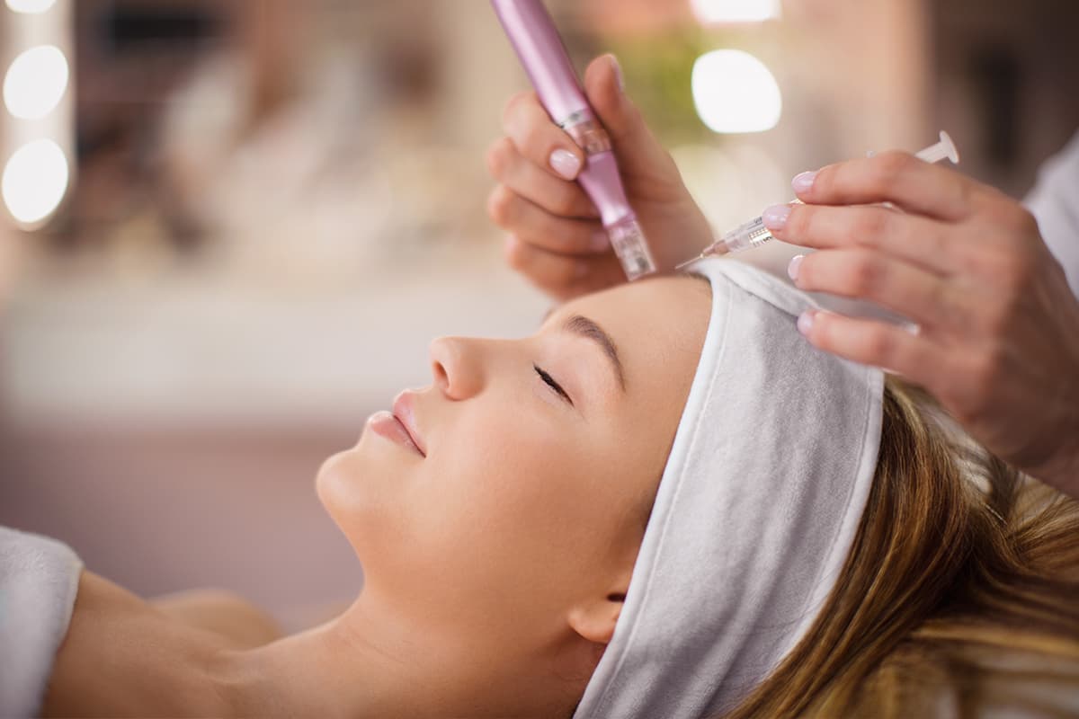 Microneedling Facial